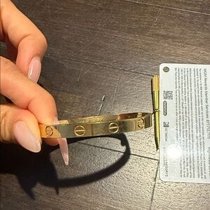 Gold Screw Motif Bracelet